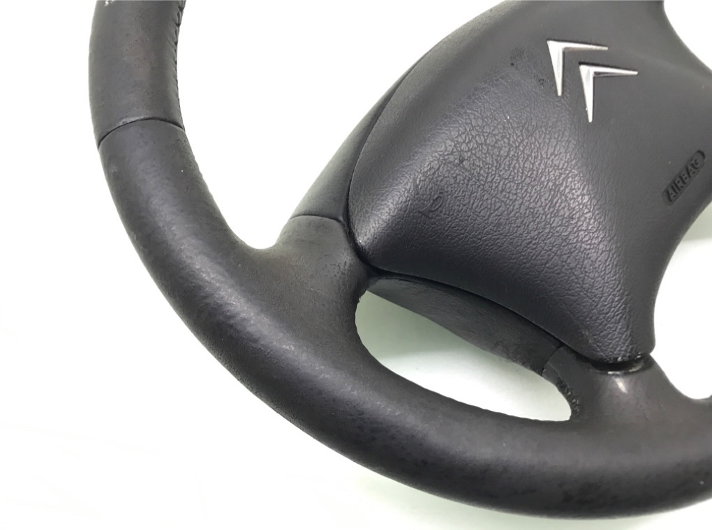 Руль бу для Citroen Xsara Picasso 1 1.6 i, 2005 г. Руль бу для Citroen Xsara Picasso 1 1.6 i, 2005 г.