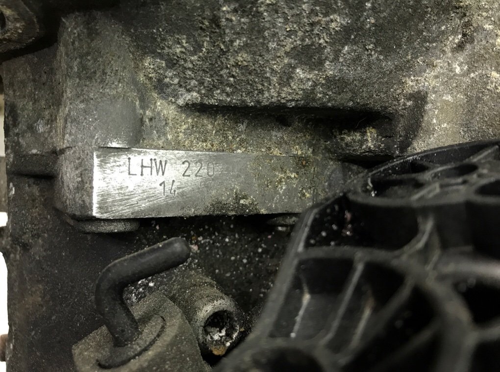 КПП механическая (МКПП) бу для Volkswagen Golf 6 1.6 TDi,  2010 г.