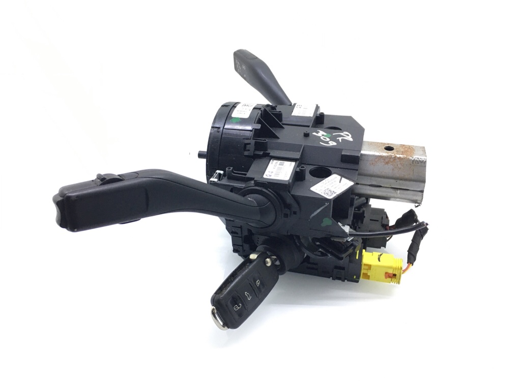 Переключатель подрулевой (стрекоза) бу для Volkswagen Jetta 5 1.6 TDi, 2010 г. Переключатель подрулевой (стрекоза) бу для Volkswagen Jetta 5 1.6 TDi, 2010 г.