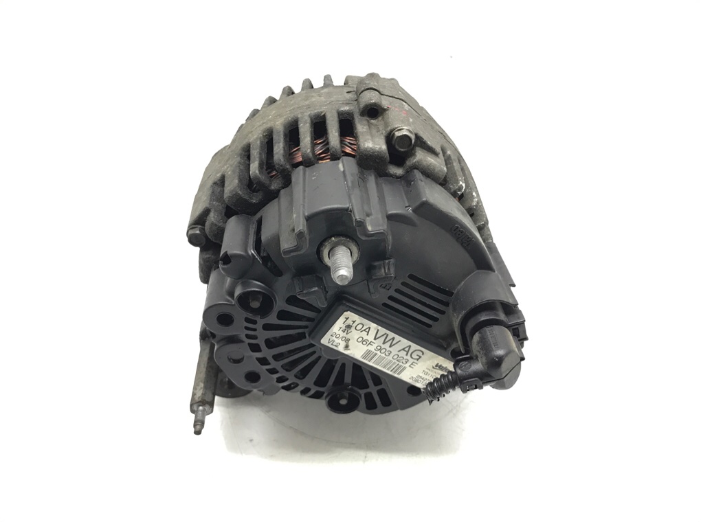 Генератор бу для Volkswagen Caddy 2.0 SDi, 2008 г. Генератор бу для Volkswagen Caddy 2.0 SDi, 2008 г.