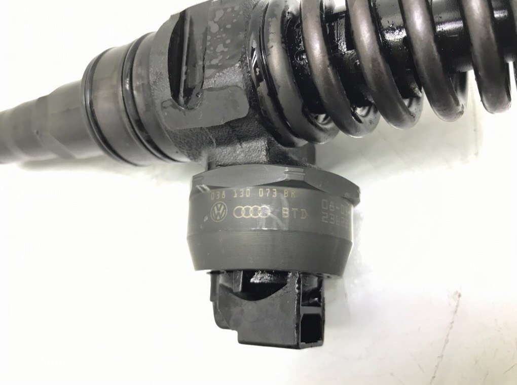 Форсунка бу для Volkswagen Caddy 2.0 SDi, 2008 г. Форсунка бу для Volkswagen Caddy 2.0 SDi, 2008 г.