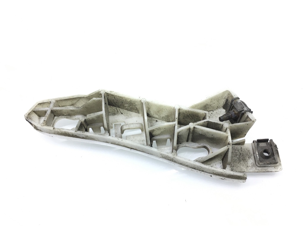 Кронштейн крепления бампера переднего бу для Citroen C4 Picasso 2 1.6 HDi, 2016 г. Кронштейн крепления бампера переднего бу для Citroen C4 Picasso 2 1.6 HDi, 2016 г.