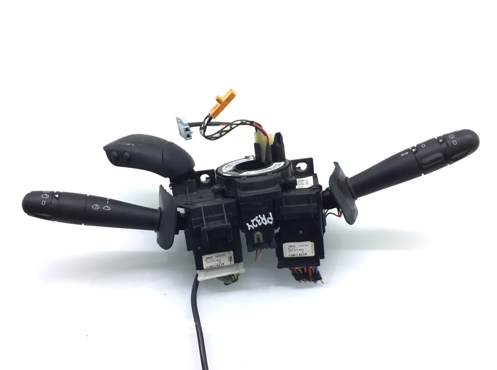 Переключатель подрулевой (стрекоза) бу для Renault Kangoo 1 1.2 i, 2007 г. Переключатель подрулевой (стрекоза) бу для Renault Kangoo 1 1.2 i, 2007 г.