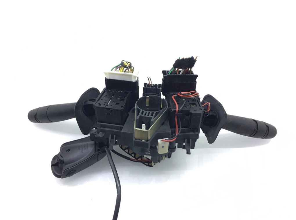 Переключатель подрулевой (стрекоза) бу для Renault Kangoo 1 1.2 i, 2007 г. Переключатель подрулевой (стрекоза) бу для Renault Kangoo 1 1.2 i, 2007 г.