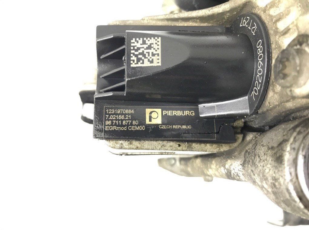 Клапан EGR бу для Ford Focus 3 1.6 TDCi, 2012 г. Клапан EGR бу для Ford Focus 3 1.6 TDCi, 2012 г.