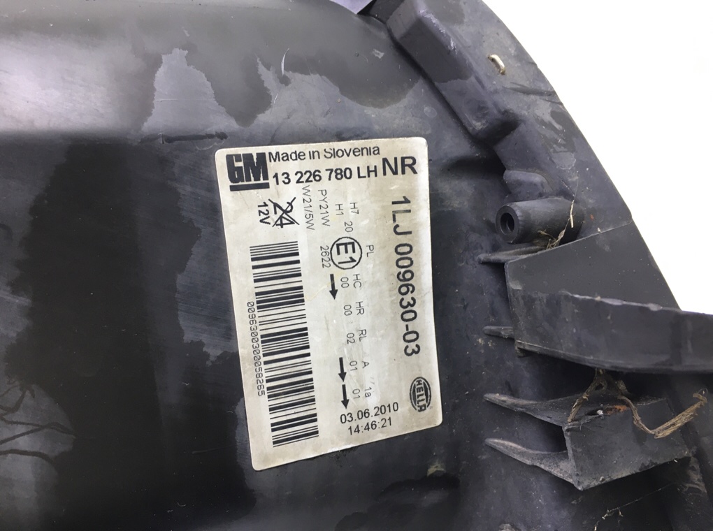 Фара левая бу для Opel Insignia  2.0 CDTi,  2010 г.