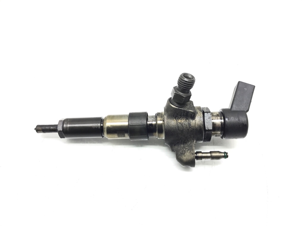 Форсунка бу для Ford Focus 3 1.6 TDCi, 2012 г. Форсунка бу для Ford Focus 3 1.6 TDCi, 2012 г.
