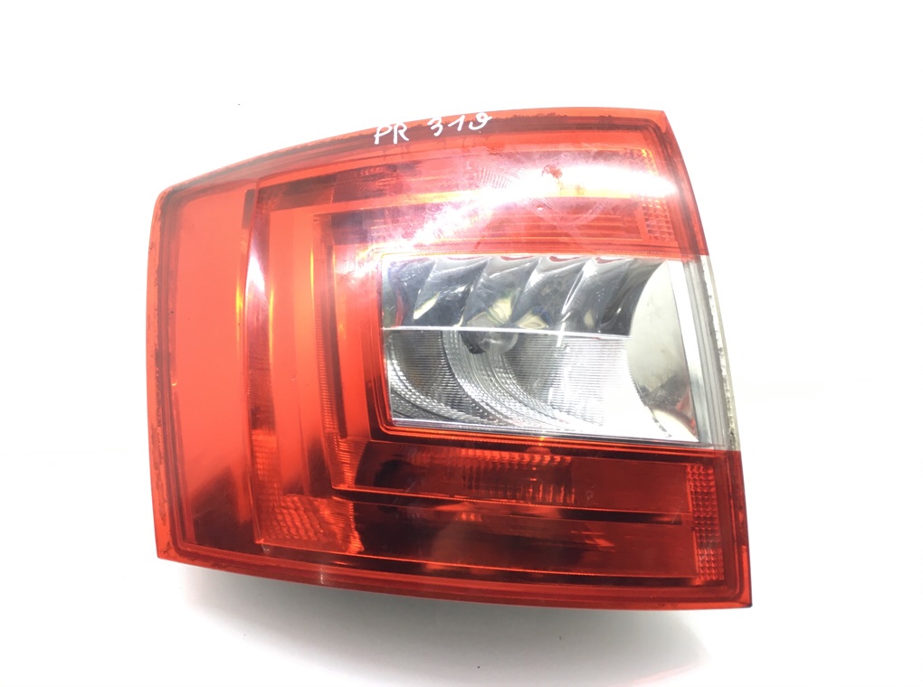 Фонарь задний левый бу для Skoda Octavia A7 1.6 TDi, 2014 г.