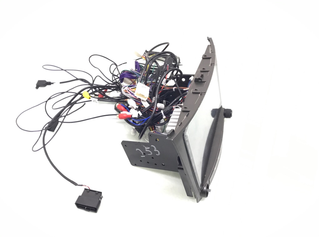 Магнитола бу для Lexus IS 2 2.2 D, 2007 г. Магнитола бу для Lexus IS 2 2.2 D, 2007 г.