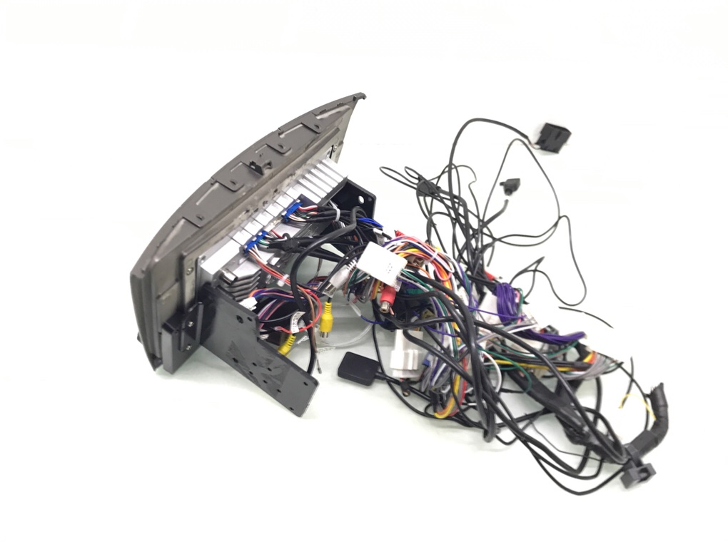 Магнитола бу для Lexus IS 2 2.2 D, 2007 г. Магнитола бу для Lexus IS 2 2.2 D, 2007 г.