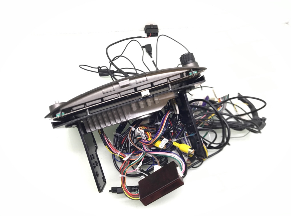 Магнитола бу для Lexus IS 2 2.2 D, 2007 г. Магнитола бу для Lexus IS 2 2.2 D, 2007 г.