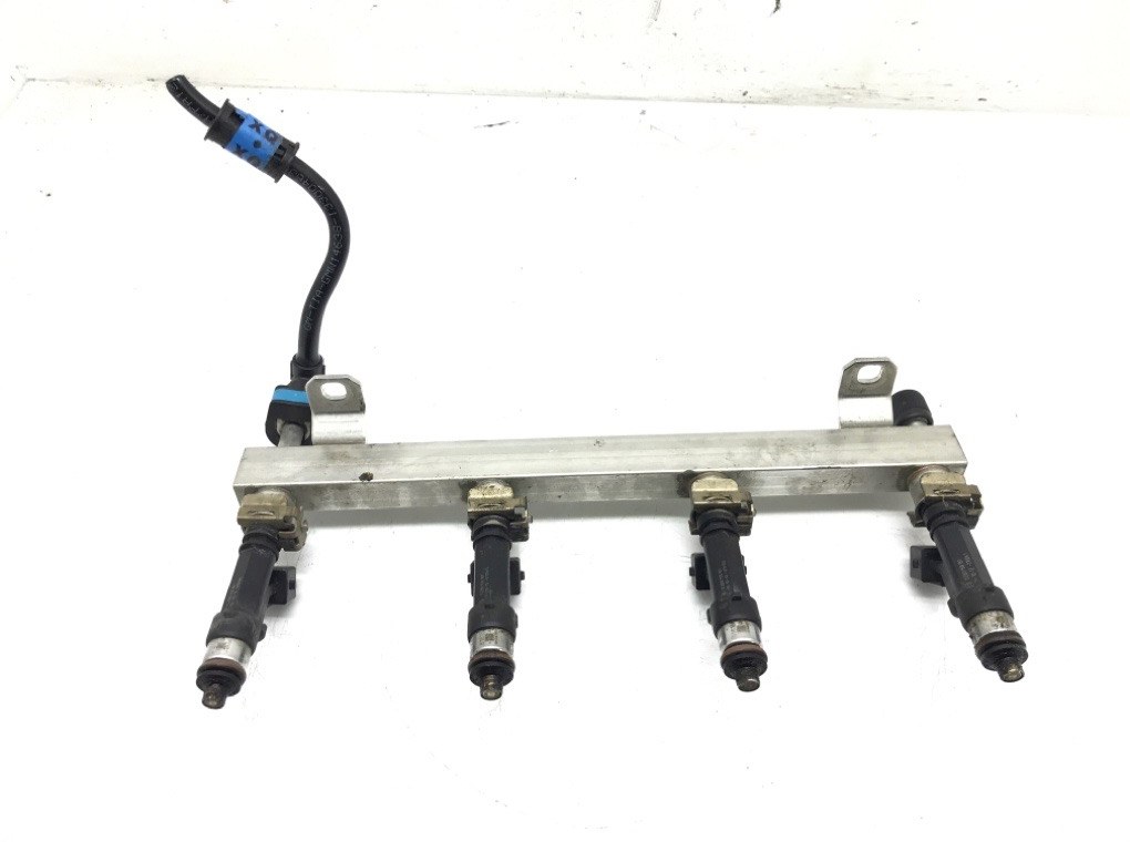 Топливная рампа бу для Opel Corsa D 1.4 i,  2013 г.