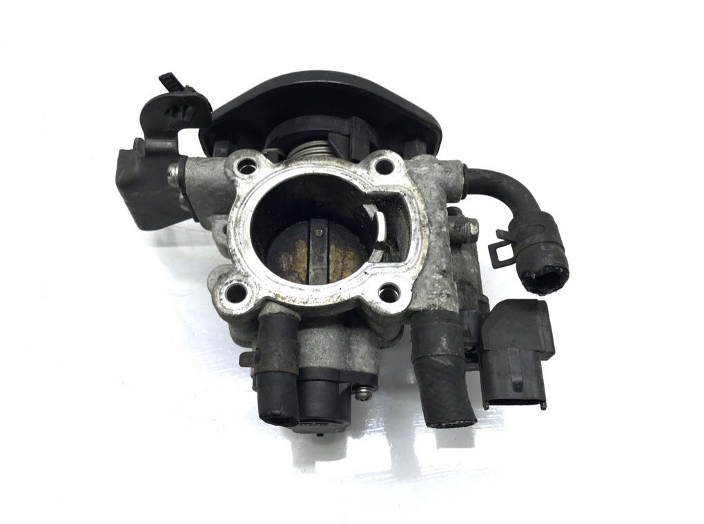 Заслонка дроссельная бу для Hyundai i20 1 1.2 i, 2010 г. Заслонка дроссельная бу для Hyundai i20 1 1.2 i, 2010 г.