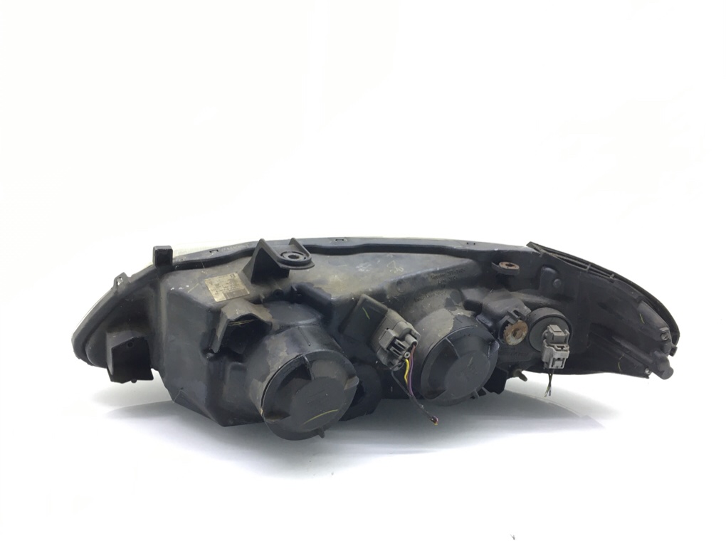 Фара правая бу для Nissan Almera N16 1.5 i,  2005 г.