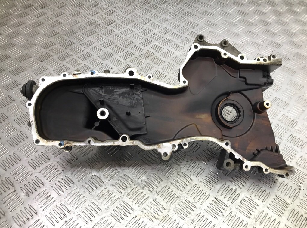 Крышка двигателя передняя бу для Volkswagen Polo 4 1.2 i, 2002 г. Крышка двигателя передняя бу для Volkswagen Polo 4 1.2 i, 2002 г.