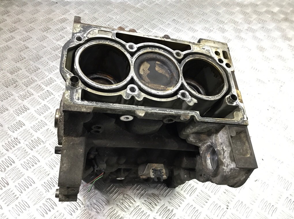 Блок цилиндров бу для Volkswagen Polo 4 1.2 i, 2002 г. Блок цилиндров бу для Volkswagen Polo 4 1.2 i, 2002 г.