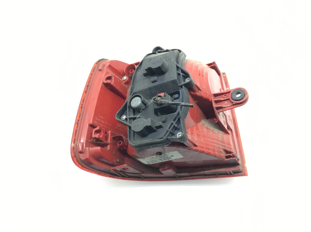 Фонарь задний правый бу для Volkswagen Touran  2.0 TDi,  2011 г.