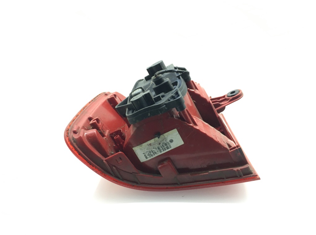 Фонарь задний правый бу для Volkswagen Touran  2.0 TDi,  2011 г.