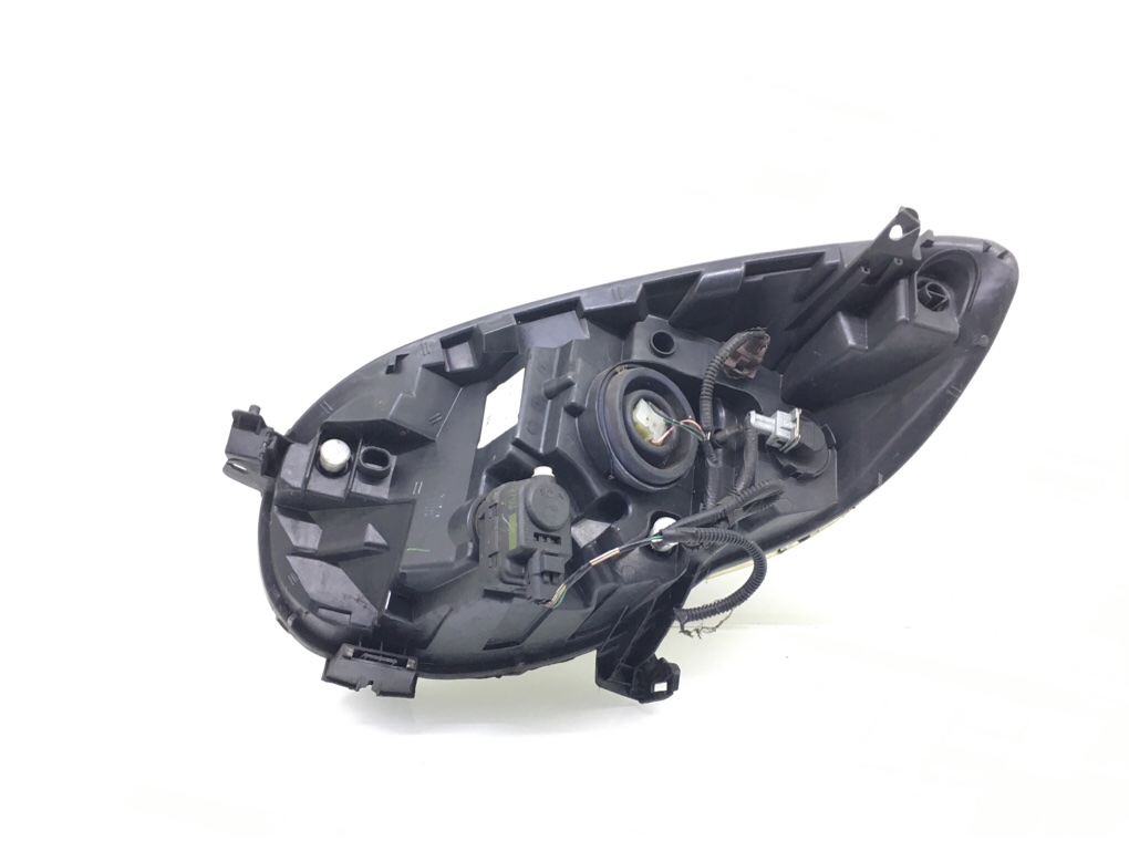 Фара правая бу для Citroen C1 1 1.0 i,  2012 г.