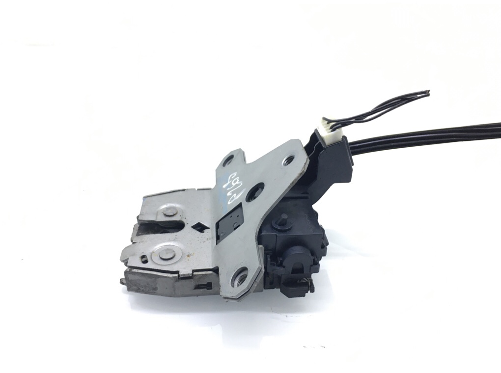 Замок багажника бу для Land Rover Range Rover Sport 3.0 TD, 2012 г. Замок багажника бу для Land Rover Range Rover Sport 3.0 TD, 2012 г.