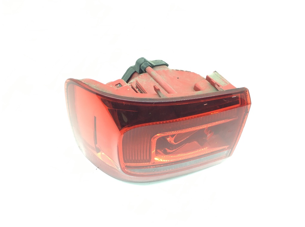 Фонарь задний левый бу для Volkswagen Touran  2.0 TDi,  2011 г.