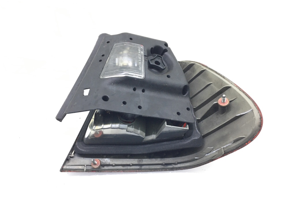 Фонарь задний левый бу для BMW 3 E46 2.0 TD,  2004 г.