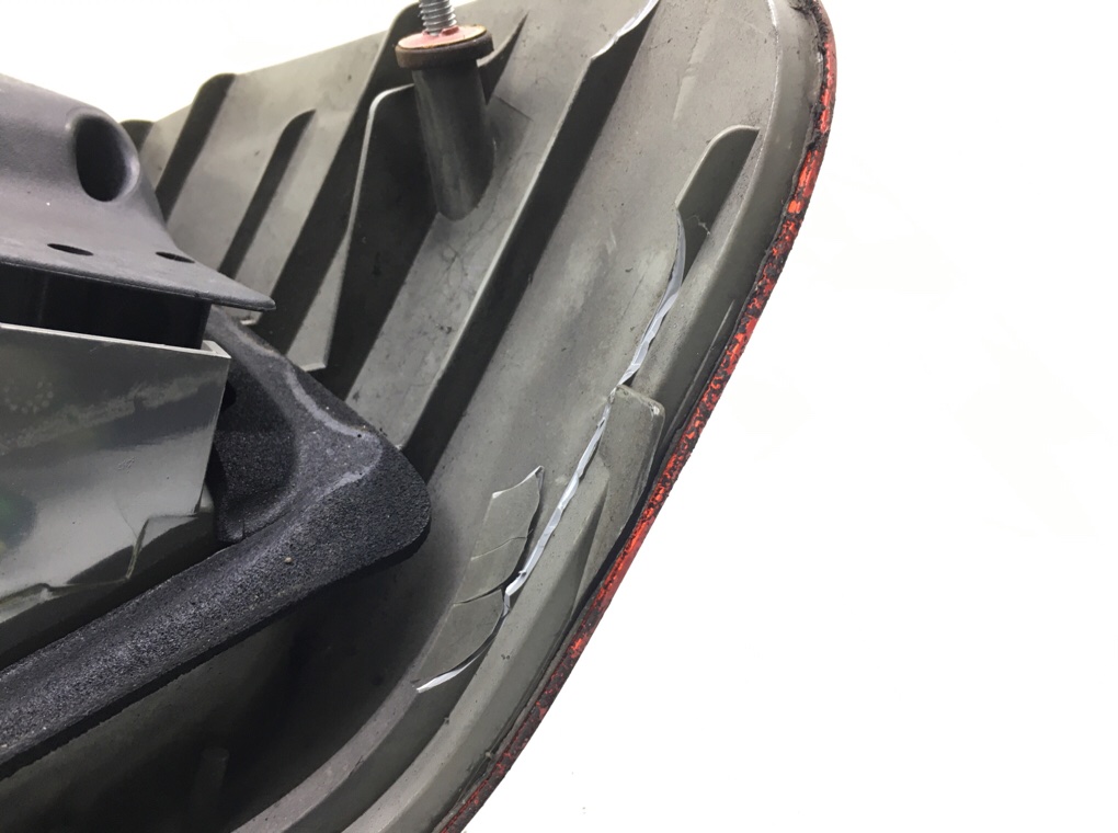 Фонарь задний левый бу для BMW 3 E46 2.0 TD,  2004 г.