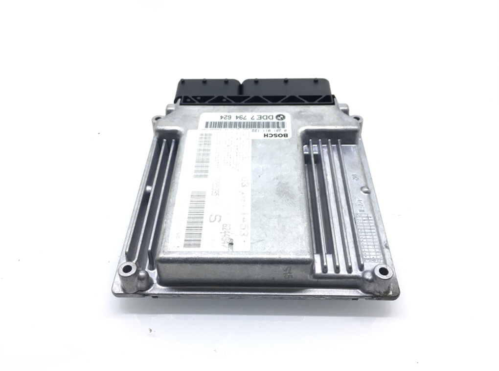 Блок управления двигателем бу для BMW 3 E46 2.0 TD, 2004 г. Блок управления двигателем бу для BMW 3 E46 2.0 TD, 2004 г.