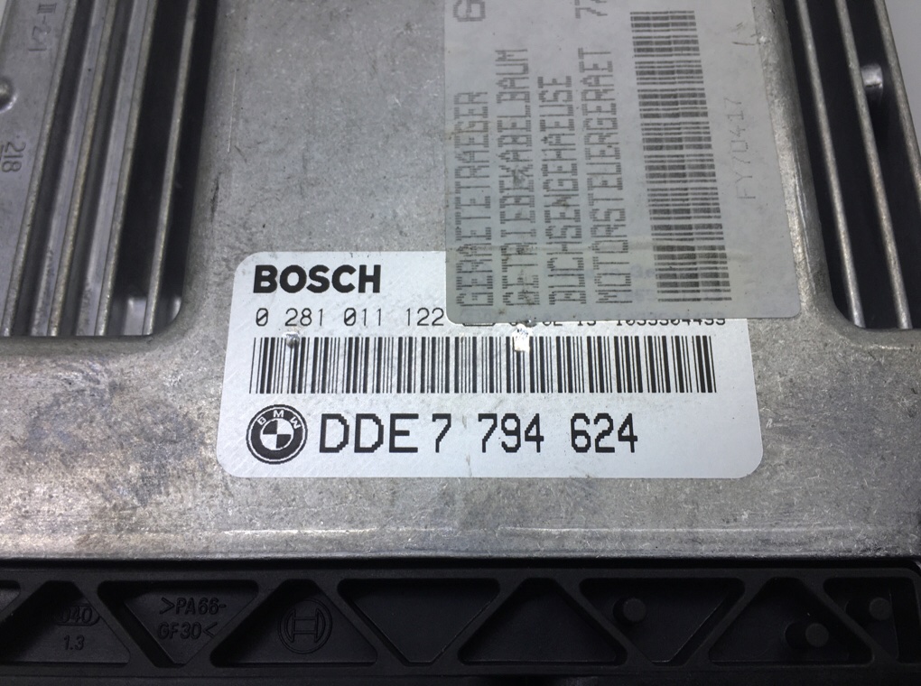 Блок управления двигателем бу для BMW 3 E46 2.0 TD, 2004 г. Блок управления двигателем бу для BMW 3 E46 2.0 TD, 2004 г.