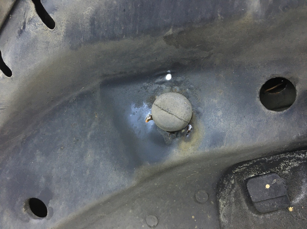 Капот бу для Volkswagen Golf 7 1.6 TDi,  2013 г.