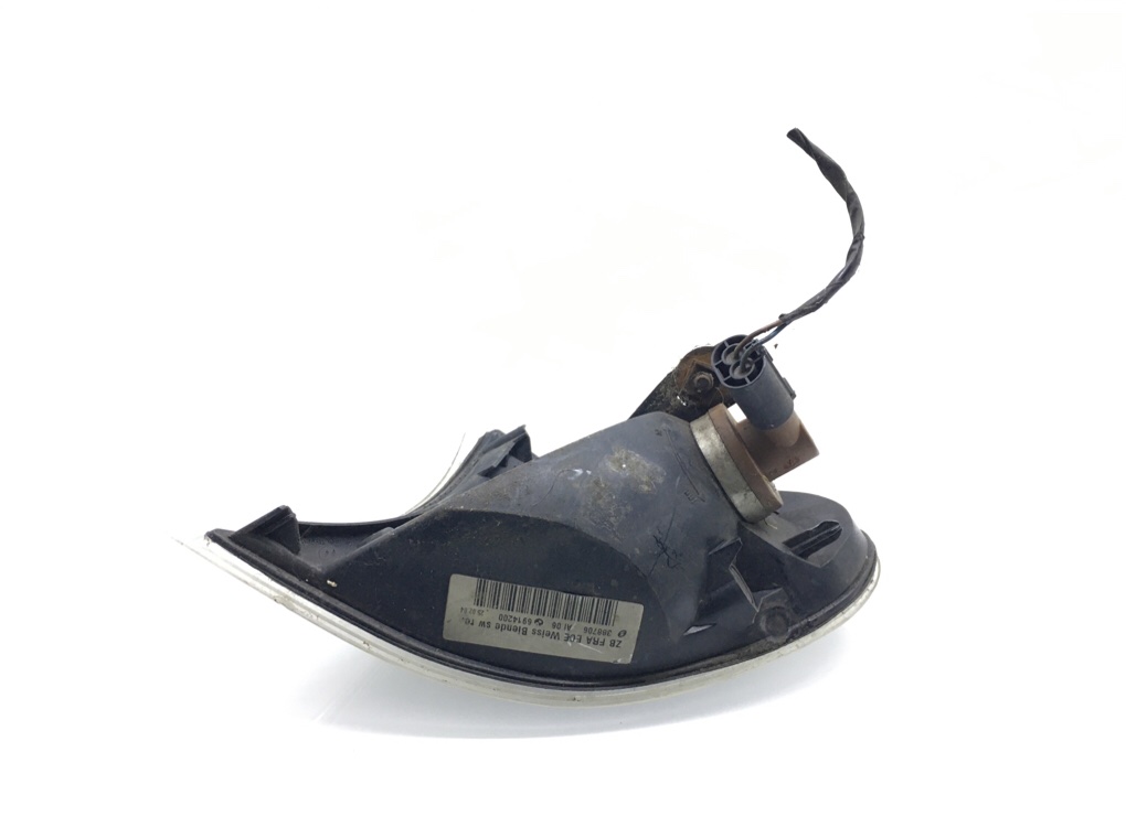 Поворотник правый бу для BMW 3 E46 2.0 TD,  2004 г.