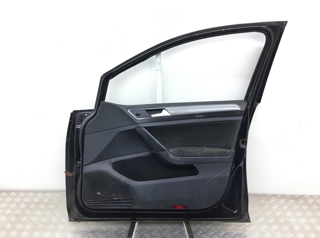 Дверь передняя правая бу для Volkswagen Golf 7 1.6 TDi,  2013 г.