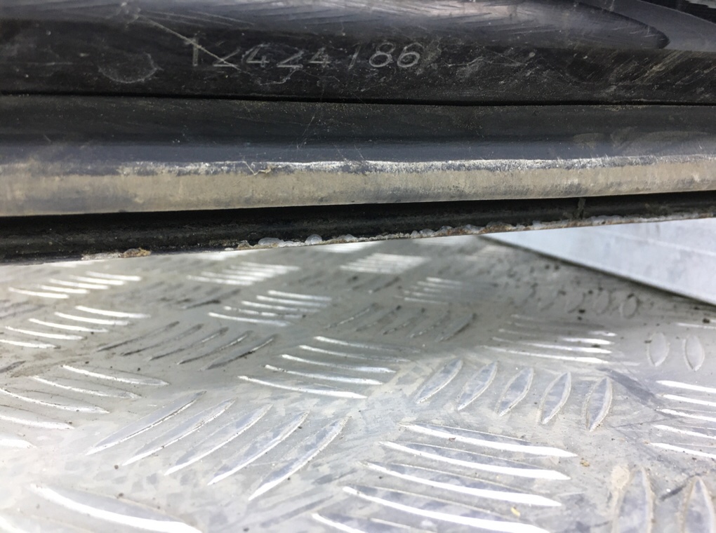 Дверь передняя правая бу для Volkswagen Golf 7 1.6 TDi,  2013 г.