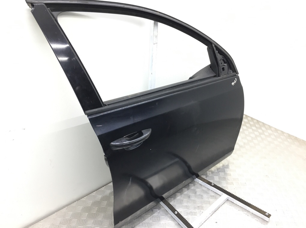 Дверь передняя правая бу для Volkswagen Golf 6 2.0 TDi, 2009 г. Дверь передняя правая бу для Volkswagen Golf 6 2.0 TDi, 2009 г.