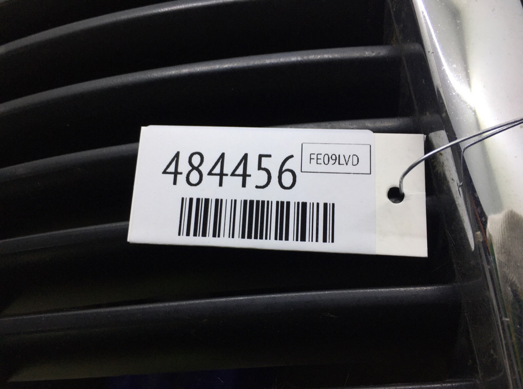 Решетка радиатора бу для Skoda Octavia A5 1.9 TDi, 2009 г. Решетка радиатора бу для Skoda Octavia A5 1.9 TDi, 2009 г.