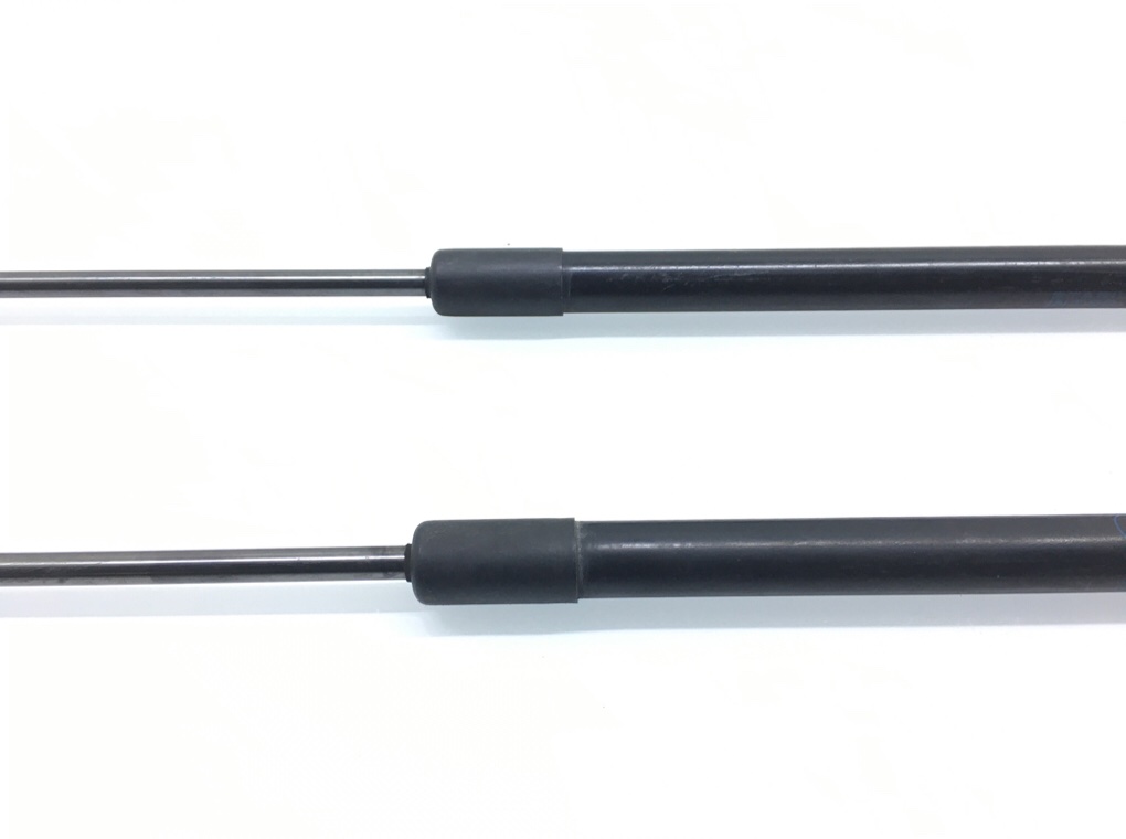 Амортизатор капота бу для Mercedes E C207 2.2 CDi,  2013 г.