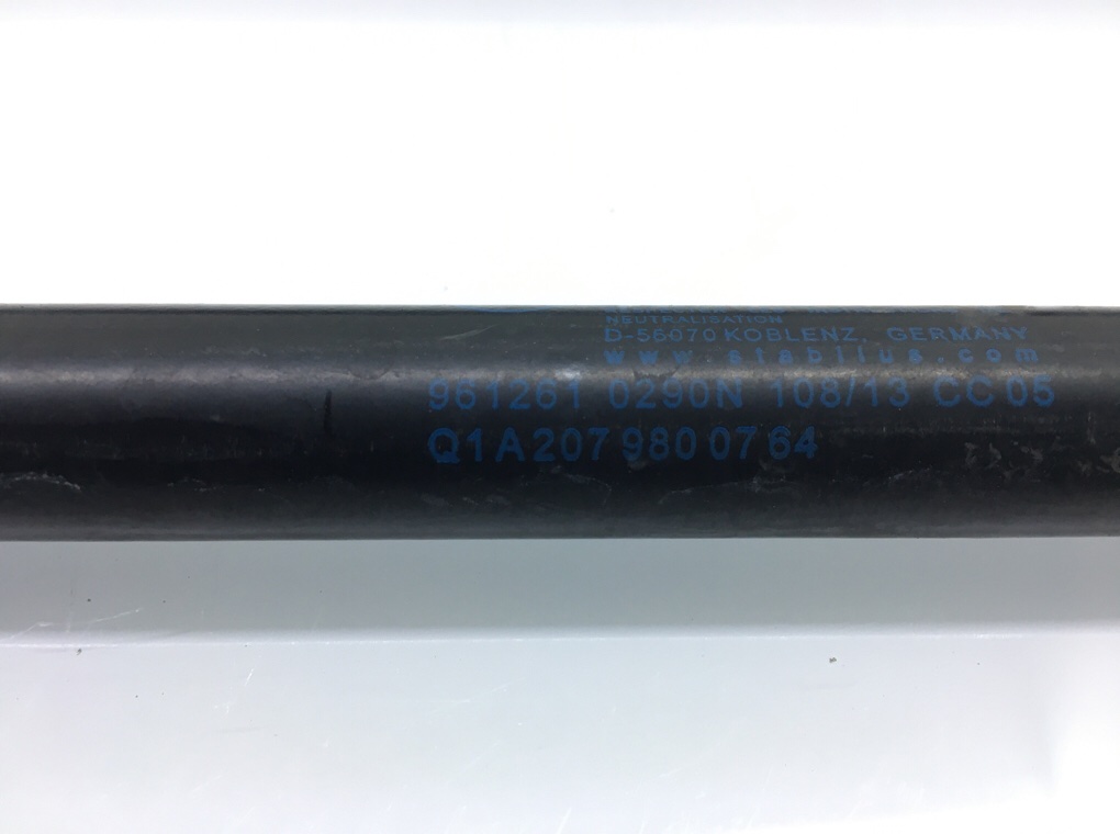 Амортизатор капота бу для Mercedes E C207 2.2 CDi,  2013 г.