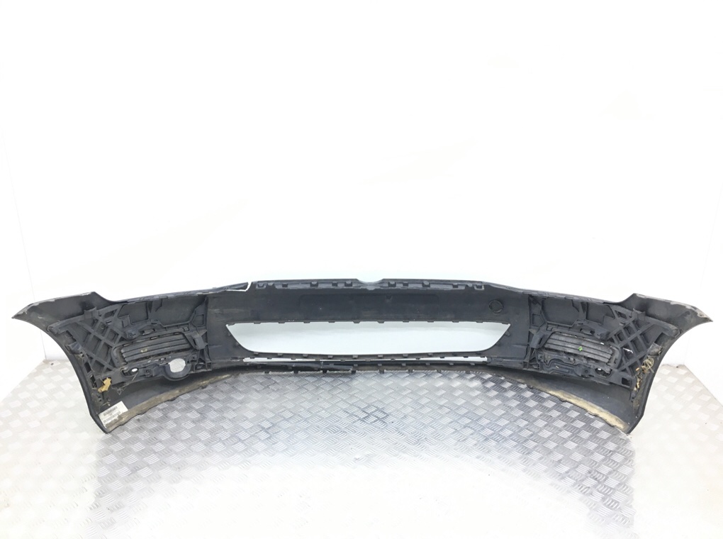 Бампер передний бу для Volkswagen Golf 7 1.6 TDi,  2013 г.