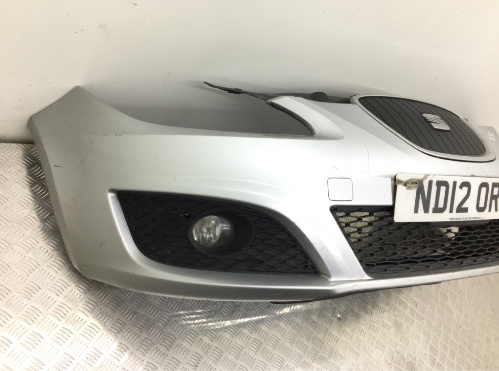 Бампер передний бу для Seat Leon 2 1.6 TDi,  2012 г.