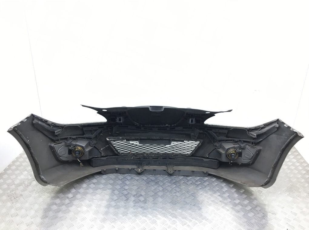 Бампер передний бу для Seat Leon 2 1.6 TDi,  2012 г.