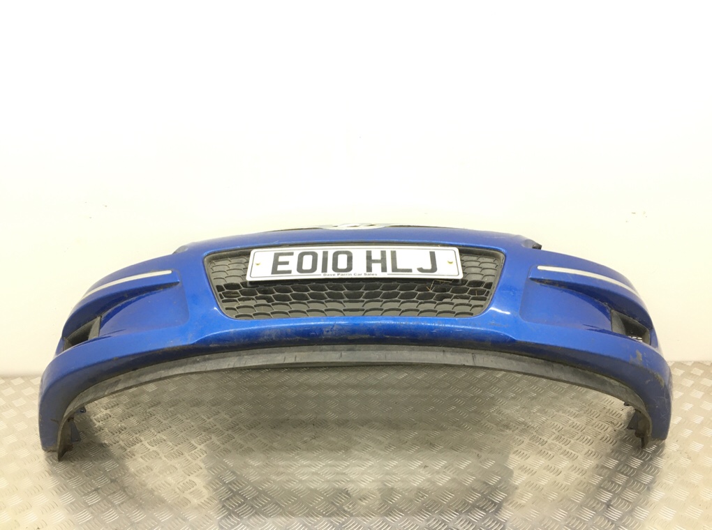 Бампер передний бу для Hyundai I30  1.6 i,  2010 г.
