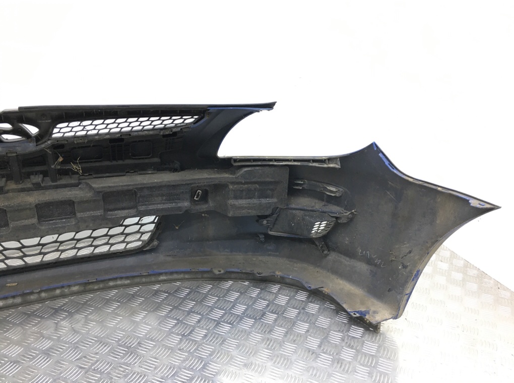 Бампер передний бу для Hyundai I30  1.6 i,  2010 г.