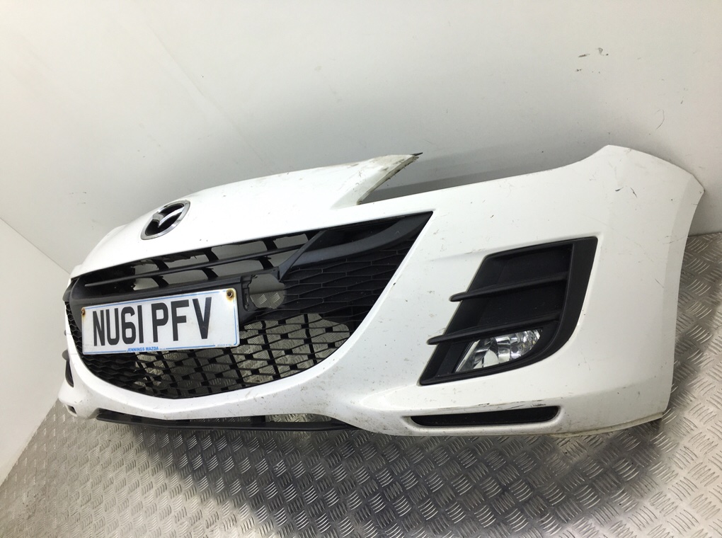 Бампер передний бу для Mazda 3 BL 1.6 TD, 2011 г. Бампер передний бу для Mazda 3 BL 1.6 TD, 2011 г.