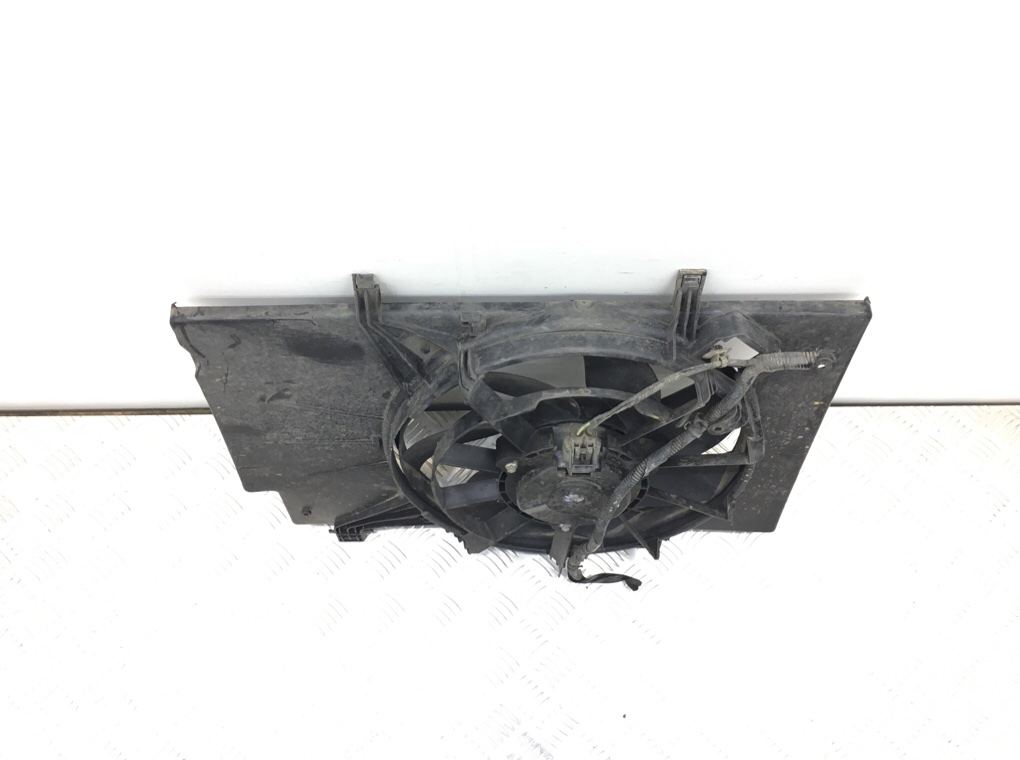 Вентилятор радиатора бу для Ford Fiesta 6 1.2 i, 2011 г. Вентилятор радиатора бу для Ford Fiesta 6 1.2 i, 2011 г.