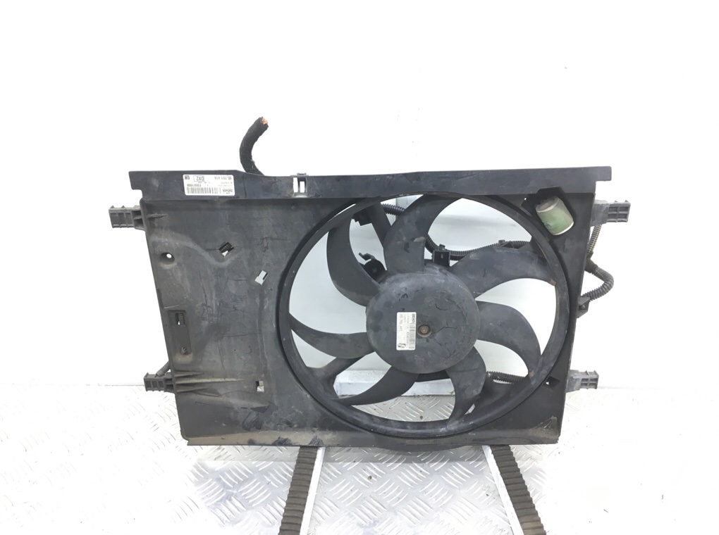 Вентилятор радиатора бу для Opel Corsa D 1.4 i,  2009 г.