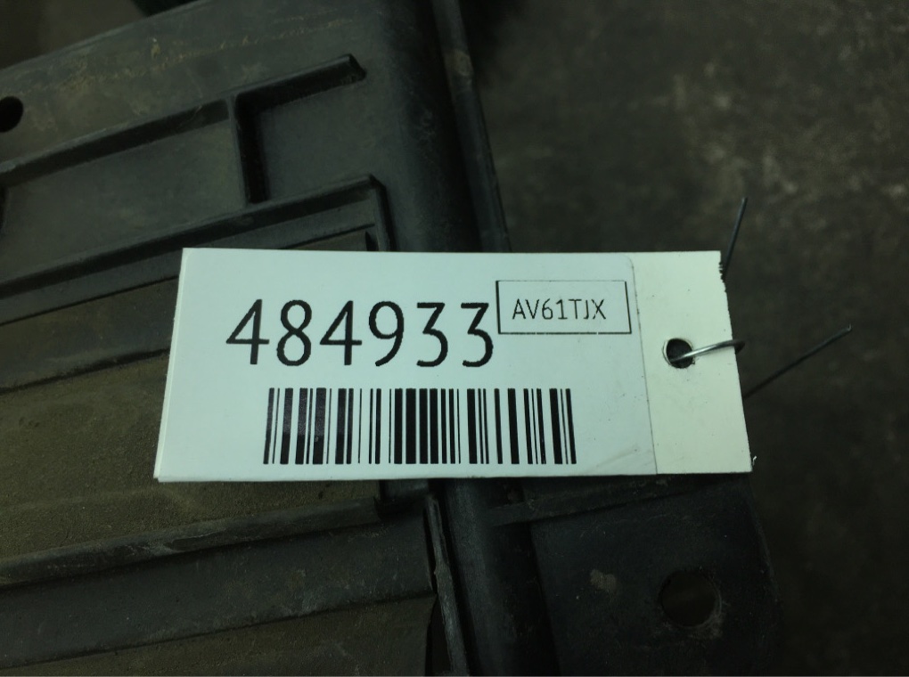 Вентилятор радиатора бу для Volkswagen Golf 6 2.0 TDi, 2011 г. Вентилятор радиатора бу для Volkswagen Golf 6 2.0 TDi, 2011 г.