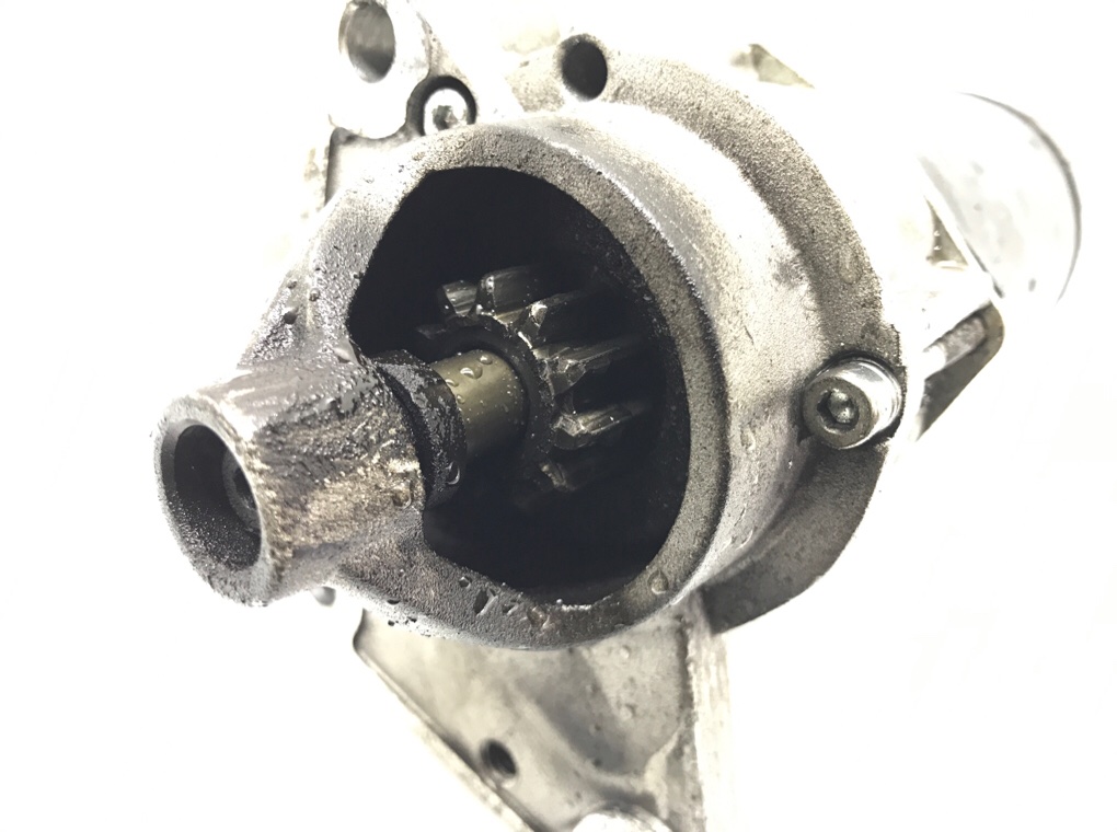 Стартер бу для Peugeot 207 1 1.6 HDi,  2009 г.