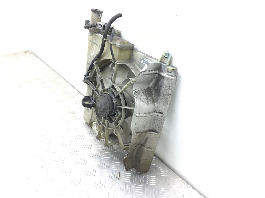 Вентилятор радиатора бу для Citroen C1 1 1.0 i, 2012 г. Вентилятор радиатора бу для Citroen C1 1 1.0 i, 2012 г.