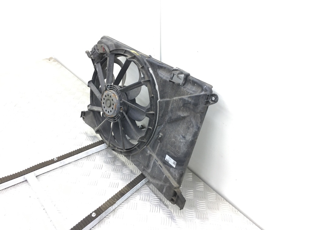 Вентилятор радиатора бу для Opel Mokka 1 1.4 i,  2017 г.