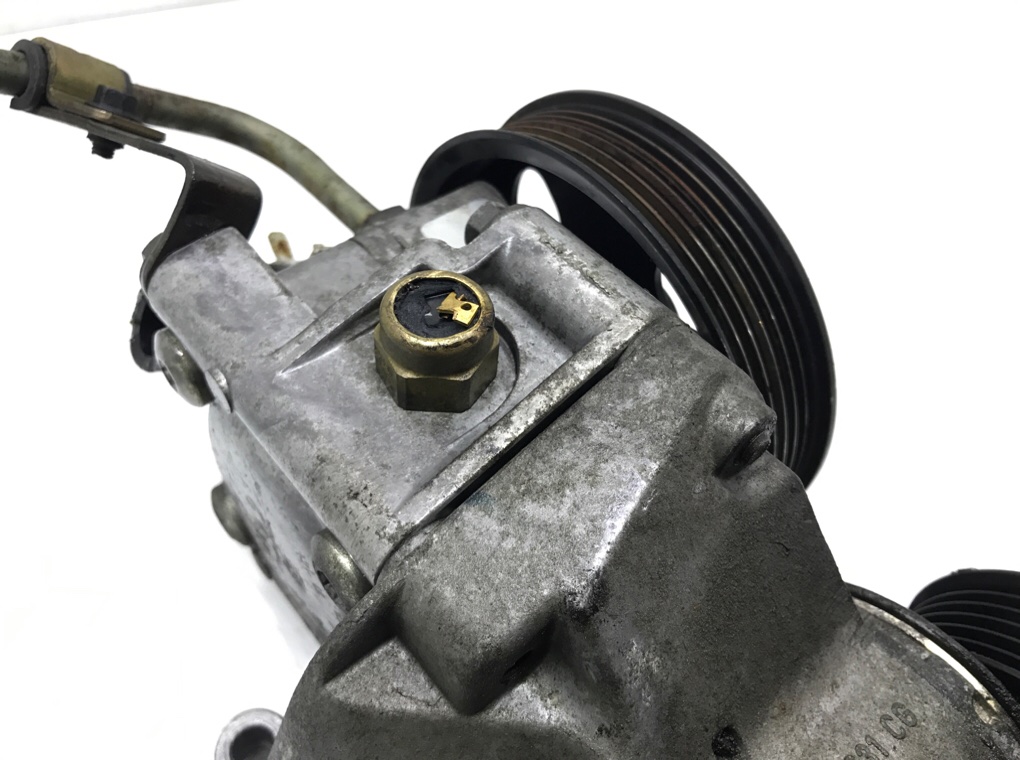 Насос гидроусилителя руля бу для Ford Focus 1 1.6 i,  2003 г.